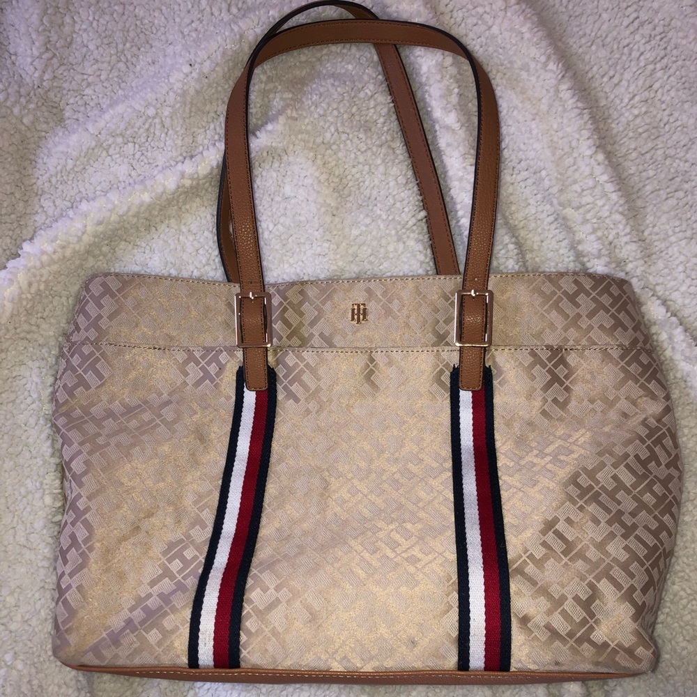 Tommy Hilfiger purse